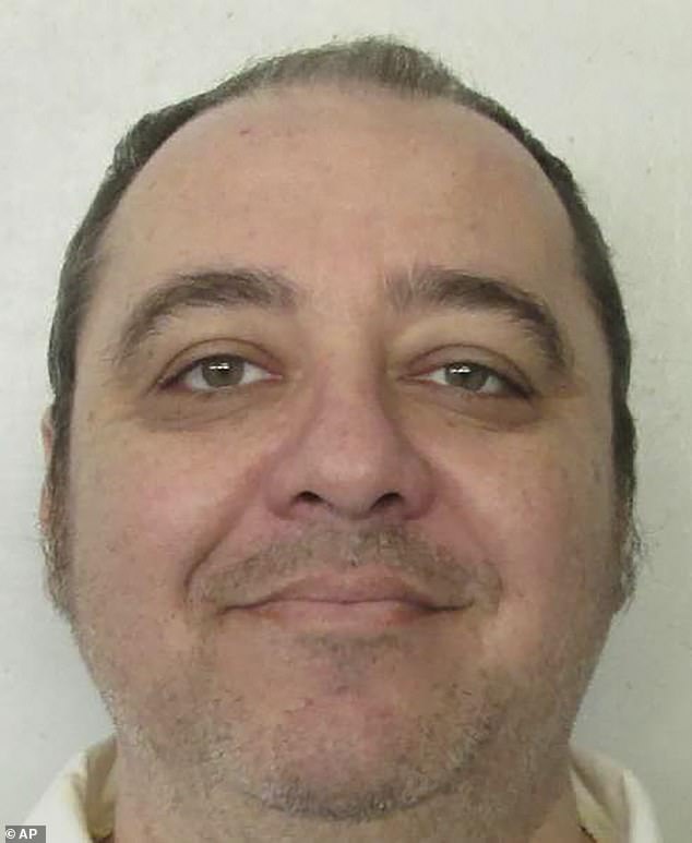 El asesino Kenneth Smith ha pasado 33 años en el corredor de la muerte por su participación en un asesinato en 1988.