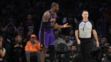 Darvin Ham critica a los Lakers después del colapso en la segunda mitad contra los Nets: "Se acabó las excusas"
