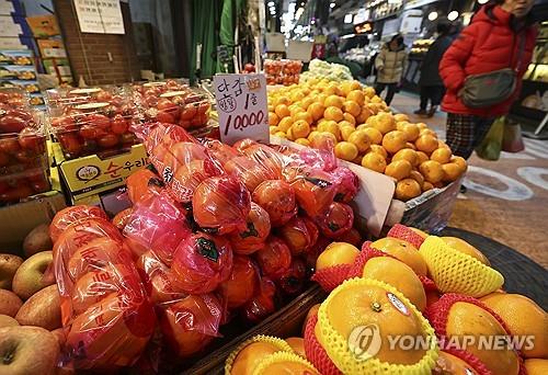 Gov&apos;t to extend record support for purchasing farm goods for Lunar New Year holiday