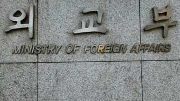 Foreign ministry refutes criticism it offered lukewarm assistance to mugged Korean in Italy