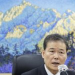 Unification minister says designating day for defectors also meaningful for N. Korean people