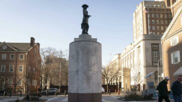 El conflicto por la retirada de la estatua de William Penn en Filadelfia no tiene en cuenta un punto: el propio Penn podría haberse opuesto a ello