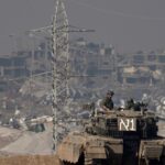 ? En directo: Las fuerzas israelíes atacan Khan Younis mientras el número de muertos en Gaza se acerca a los 25.000