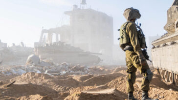 ? En vivo: Israel comienza el nuevo año bajo un ataque con cohetes mientras el ejército bombardea Gaza