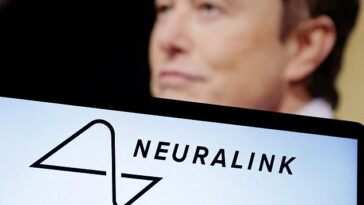 Musk anunció el lunes que la primera persona había recibido un implante cerebral Neuralink.