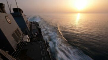 Las fuerzas navales del Mar Rojo luchan por contener los ataques hutíes