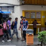 'Limitar su número': el problema de los trabajadores migrantes desempleados y estafados en Malasia pone de relieve su dependencia de la mano de obra extranjera