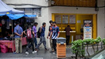'Limitar su número': el problema de los trabajadores migrantes desempleados y estafados en Malasia pone de relieve su dependencia de la mano de obra extranjera