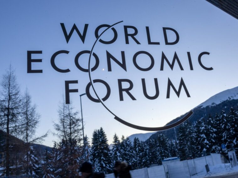 Los cinco hombres más ricos duplicaron sus fortunas después de 2020, dice Oxfam durante la inauguración de Davos
