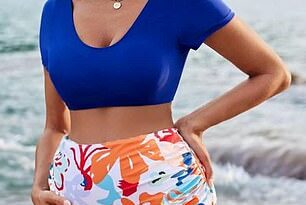 Los amantes de la moda han criticado a Shein por retocar vientres de embarazadas en modelos delgadas para vender ropa de playa premamá.
