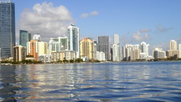 Los residentes de Miami creen que la Bahía de Biscayne es "saludable", a pesar de las grandes caídas en la calidad del agua y la biodiversidad, encuentra un nuevo estudio