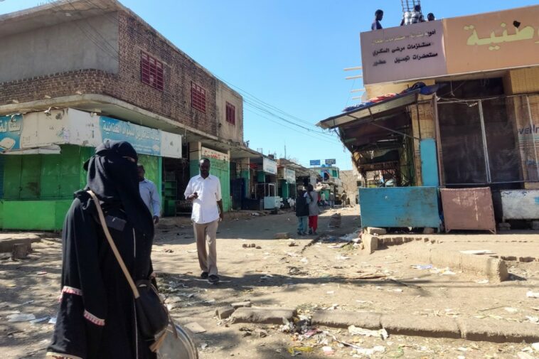 Más de 30 muertos en ataques contra la capital de Sudán: ONG
