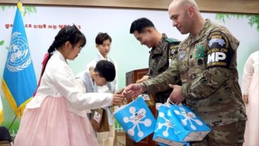 (Yonhap Feature) Only school in DMZ holds graduation ceremony amid heightened inter-Korean tension