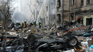 Rusia bombardea Kiev y Járkov con mortíferos ataques con misiles y drones