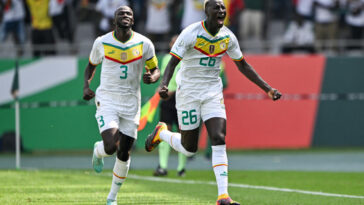Senegal disfruta de un comienzo ganador en la defensa de la Copa Africana, Camerún y Argelia se mantienen