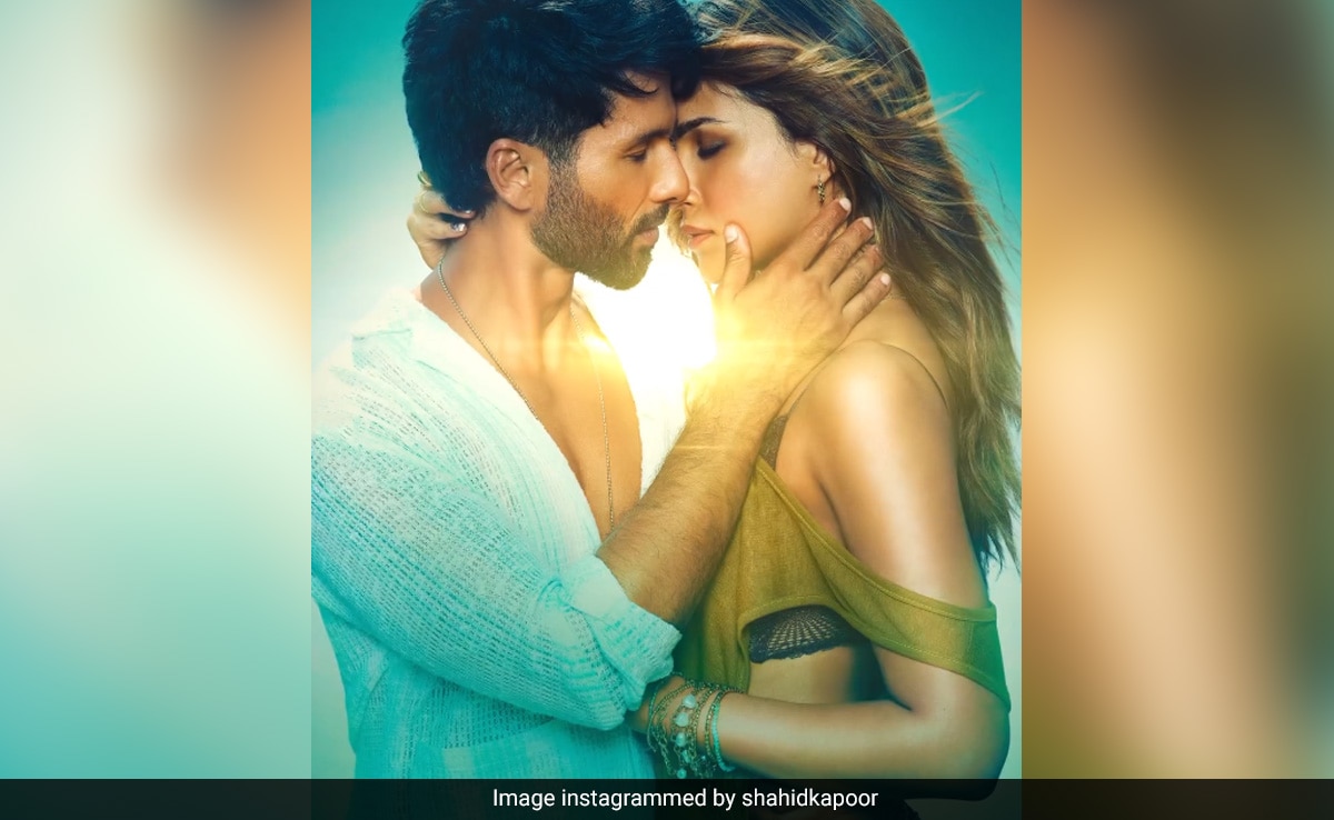 Teri Baaton Mein Aisa Uljha Jiya New Poster: Pyaar Impossible For Kriti Sanon-Shahid Kapoor