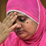 Tribunal indio anula la liberación anticipada de 11 hombres en el caso de violación en grupo de Bilkis Bano