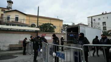Turquía: Un muerto tras un "asesinato selectivo" en una iglesia católica de Estambul