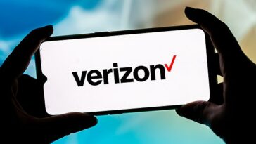 Verizon estuvo inactivo durante más de cuatro horas en los EE. UU., lo que dejó a muchos clientes sin poder usar sus teléfonos inteligentes
