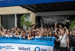 Argentina: Javier Milei cerrará Agencia de Noticias Télam