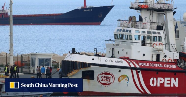 Barco cargado con ayuda para Gaza listo para zarpar desde Chipre