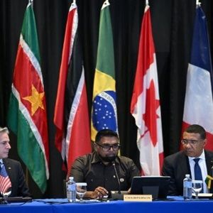 Caricom pide acelerar la transición política de Haití
