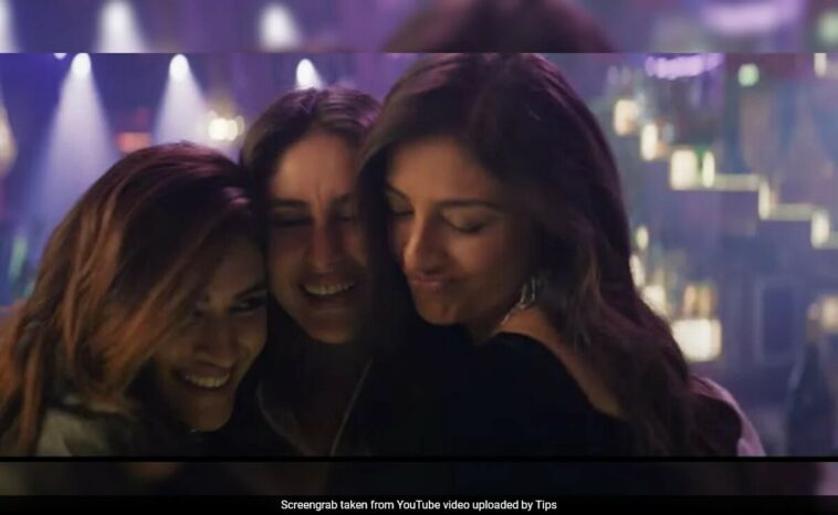 Crew Song Ghagra: Kareena Kapoor, Tabu And Kriti Sanon