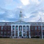 El esquema Ponzi de un graduado de la Escuela de Negocios de Harvard estafó a los alumnos por 2,9 millones de dólares, dice el fiscal general de Nueva York