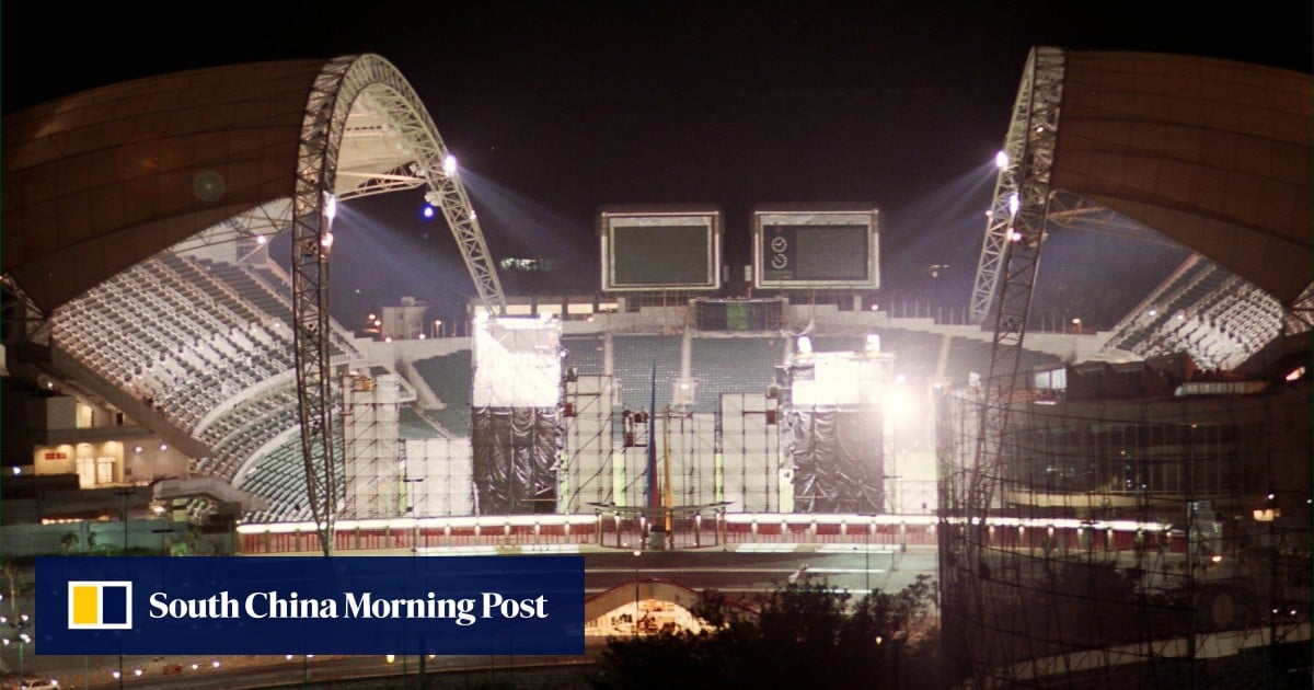 El estadio de Hong Kong reabre con el concierto de Jean-Michel Jarre en 1994 – archivo SCMP
