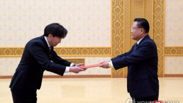 N. Korea&apos;s vice FM, Mongolian president discuss strengthening ties