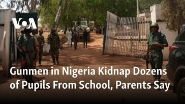 Hombres armados en Nigeria secuestran a decenas de alumnos de la escuela, dicen los padres