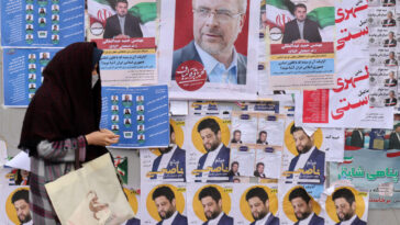 Irán comienza a votar mientras se espera que dominen los conservadores