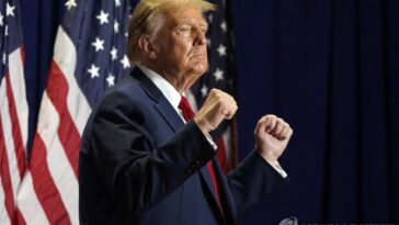 (LAED) U.S. top court strikes down Colorado bid to remove Trump from primary ballot