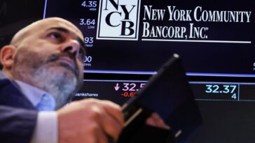 Las acciones de NYCB se recuperan después de que un banco regional en problemas anunciara un aumento de capital de mil millones de dólares
