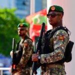 Maldivas firma acuerdo de defensa con China mientras India prepara salida