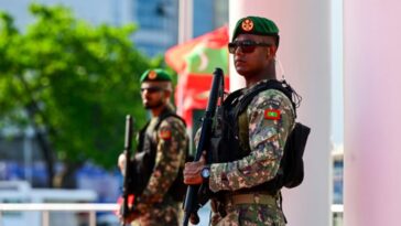 Maldivas firma acuerdo de defensa con China mientras India prepara salida