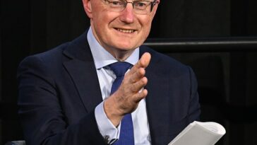 El exgobernador del Banco de la Reserva de Australia, Philip Lowe, tiene un nuevo trabajo en una empresa de inversión centrada en la filantropía