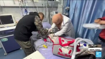 Un hospital de Gaza sin electricidad lucha por hacer frente a la crisis de desnutrición