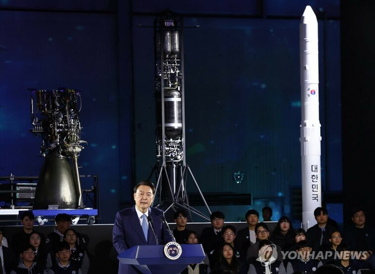Yoon vows strong support for new space industry cluster