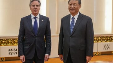 El secretario de Estado estadounidense, Antony Blinken, se reúne con el presidente chino, Xi Jinping, en el Gran Palacio del Pueblo.