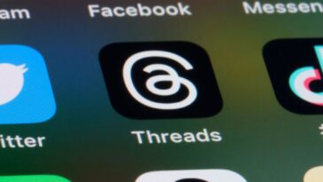 Apple elimina WhatsApp y Threads de la tienda de aplicaciones de China por pedidos de Beijing