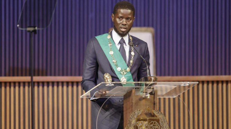 Bassirou Diomaye Faye juró como nuevo presidente de Senegal