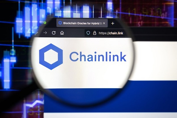 Chainlink se asocia con ANZ mientras AI altcoin apunta a superar a Polkadot