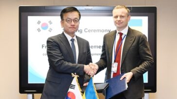 S. Korea signs framework agreement to provide Ukraine with economic cooperation funds