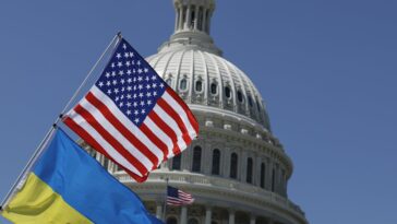 El Senado aprueba casi 61.000 millones de dólares de ayuda exterior a Ucrania: he aquí por qué ayuda a Estados Unidos a seguir financiando a Ucrania
