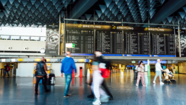 El personal de seguridad del aeropuerto alemán concluye la huelga tras el acuerdo salarial