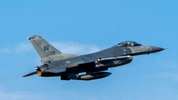 El secretario de la Fuerza Aérea de EE. UU. probará un avión de combate operado por IA