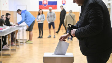 Eslovaquia celebra segunda vuelta de elecciones presidenciales en medio de profundas divisiones por la guerra de Ucrania