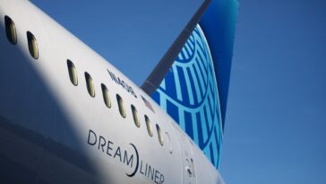 Funcionarios estadounidenses investigan nuevas acusaciones de denunciantes contra Boeing