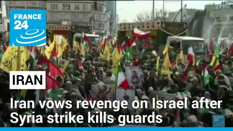 Irán rinde homenaje a los guardias muertos en el ataque a Siria y promete venganza contra Israel